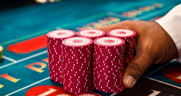 Gather little knowledge on baccarat online games